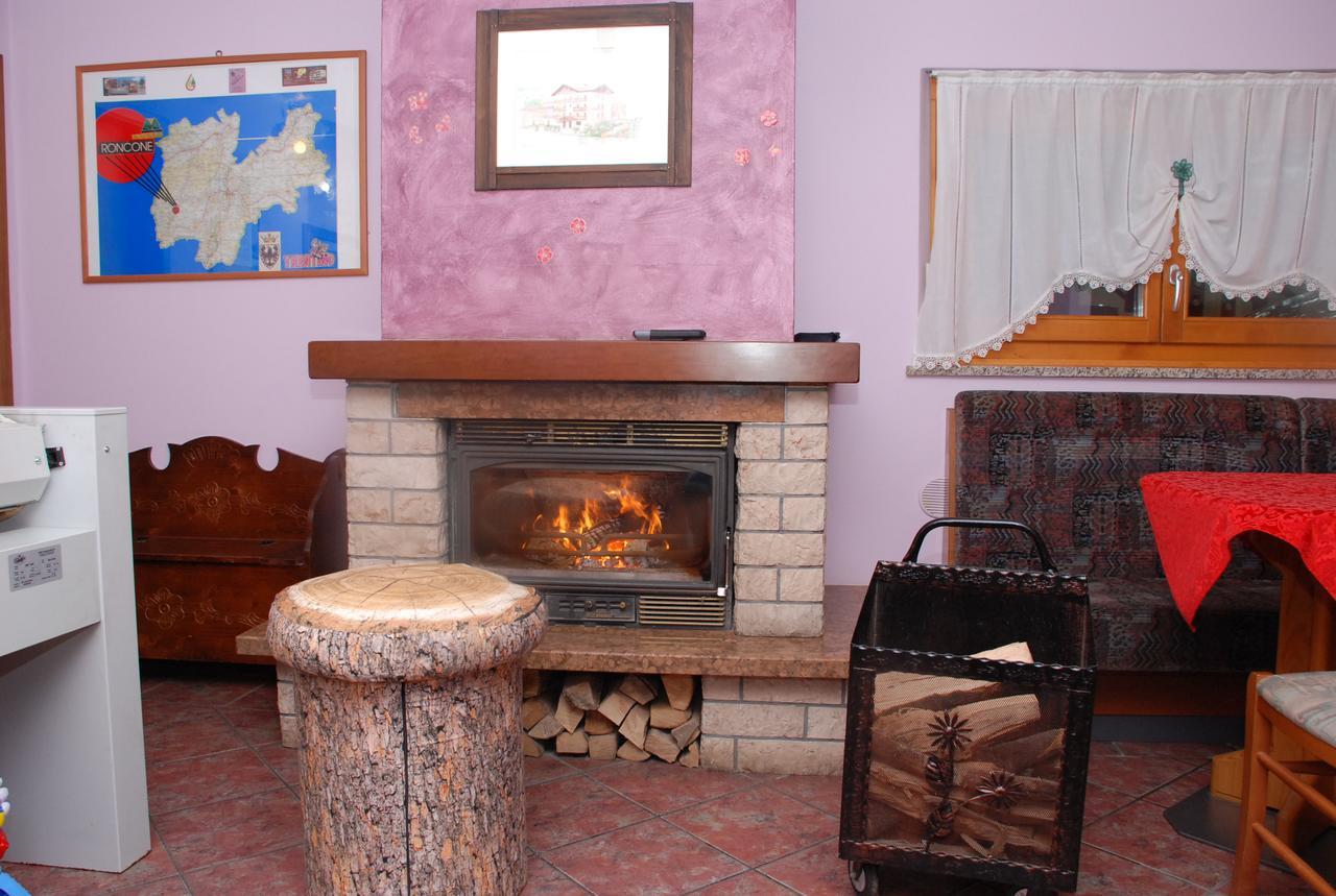 Albergo Ginevra Roncone Exterior foto